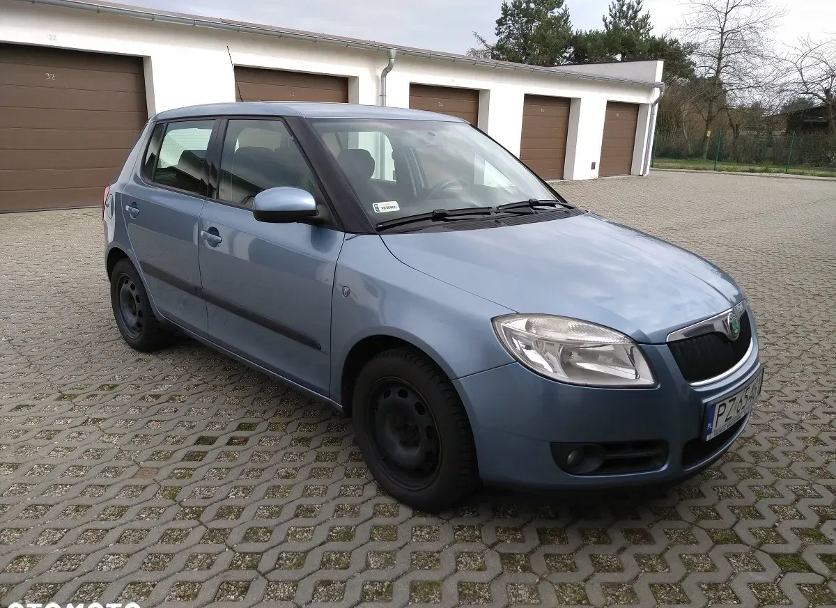 samochody osobowe Skoda Fabia cena 8900 przebieg: 241390, rok produkcji 2008 z Poznań